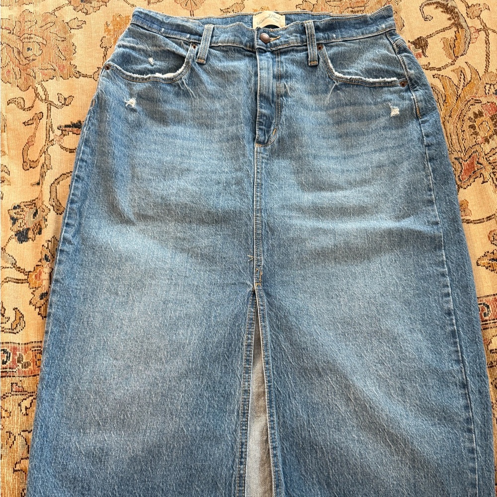 Universal Thread Women's Blue Denim Skirt